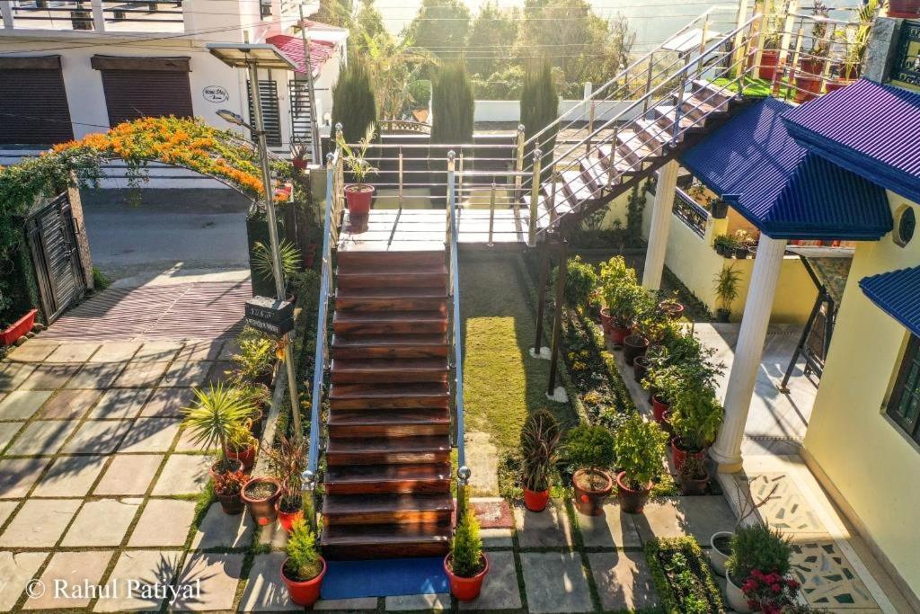 The Walnut Creek Hotel Bhīm Tāl Exterior foto